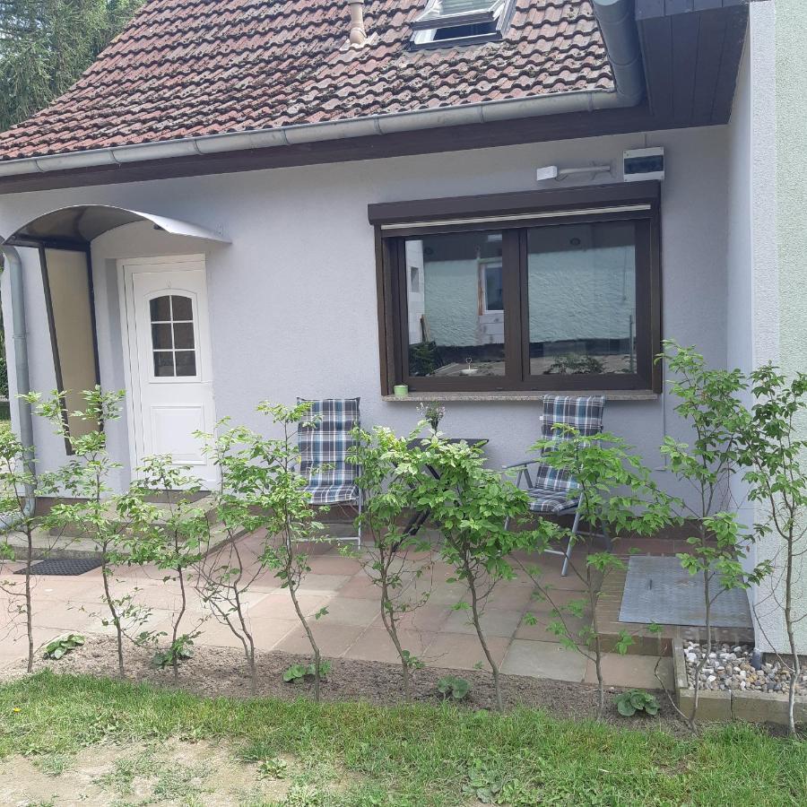 Ferienwohnung Am Scheunenkaffee Kachlin Dargen Екстериор снимка